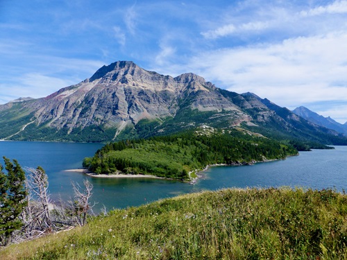 Vimy Peak, Waterton Lakes Vimy Peak, Waterton Lakes