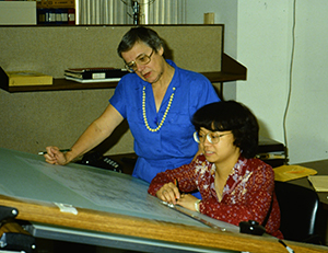 Elinor Linney with Associate Elinor Linney with Associate